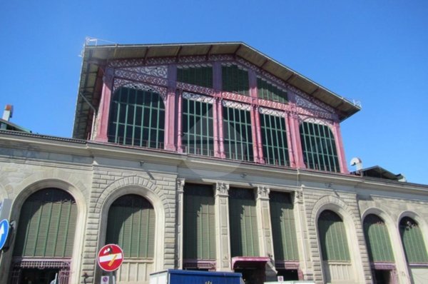 locale commerciale in affitto a Firenze