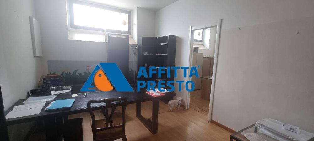 ufficio in affitto a Firenze in zona Legnaia