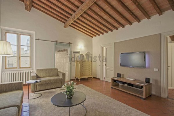 appartamento in affitto a Firenze in zona Centro Santa Maria Novella