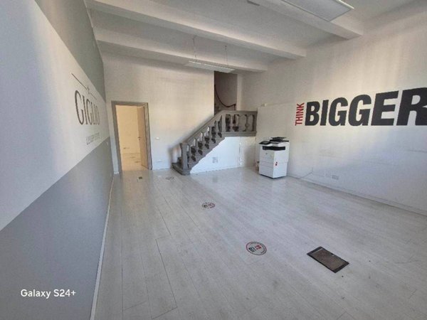 locale commerciale in affitto a Firenze in zona Statuto