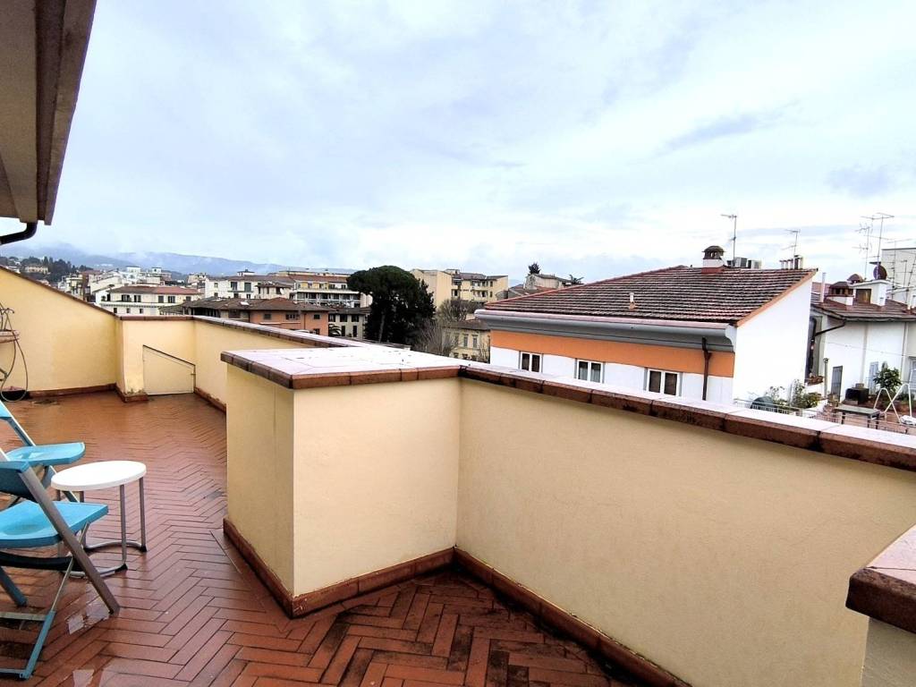 ufficio in affitto a Firenze in zona Le Cure