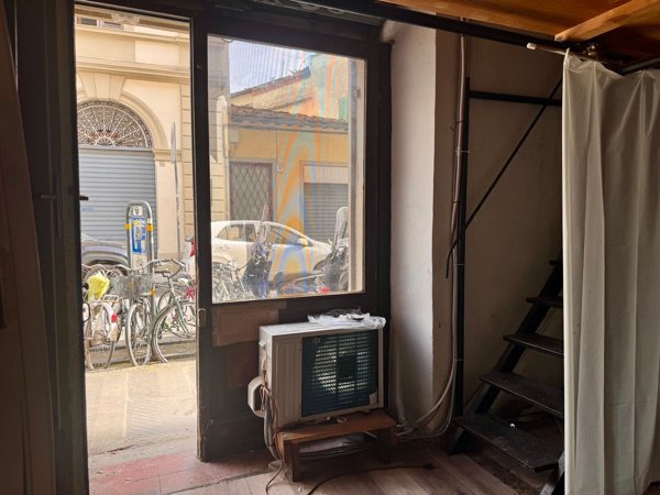 locale commerciale in affitto a Firenze