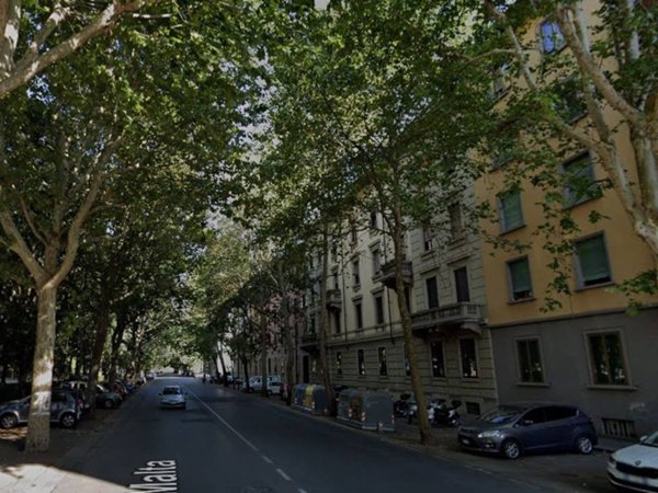 negozio in affitto a Firenze in zona Campo di Marte