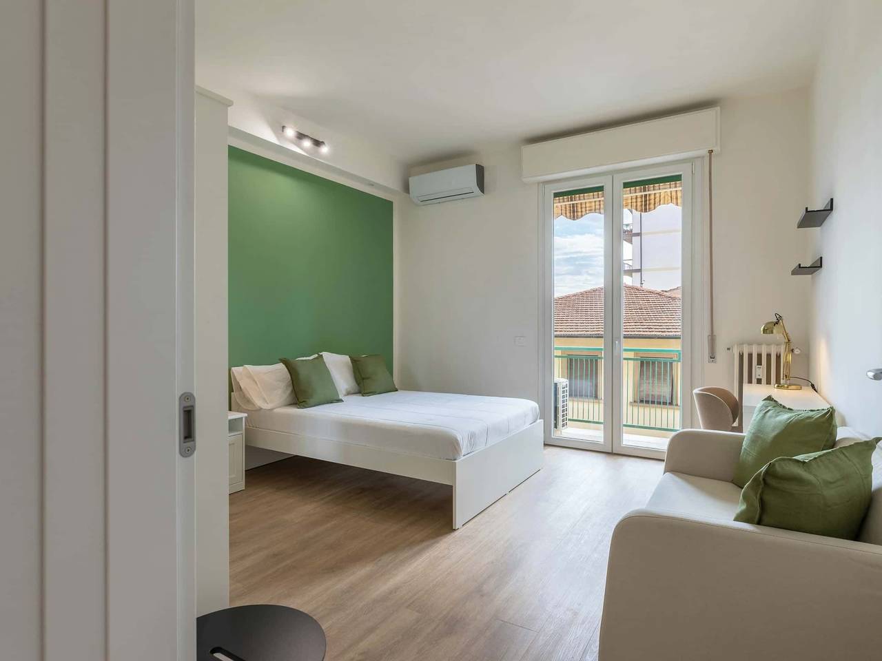 negozio in affitto a Firenze in zona Novoli