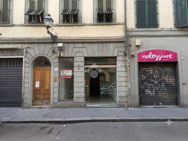 negozio in affitto a Firenze in zona Ognissanti
