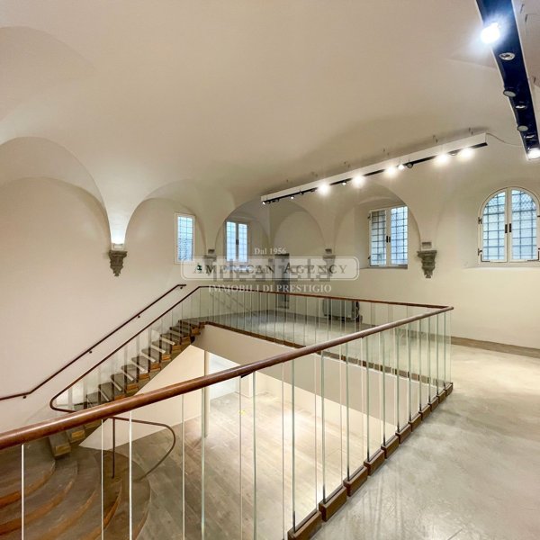 negozio in affitto a Firenze in zona Centro Santa Maria Novella