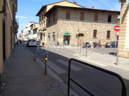 negozio in affitto a Firenze