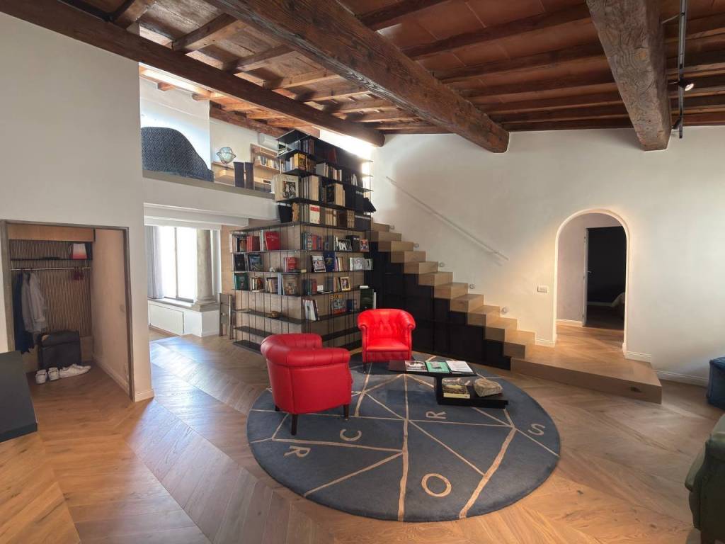 appartamento in affitto a Firenze in zona Centro Duomo