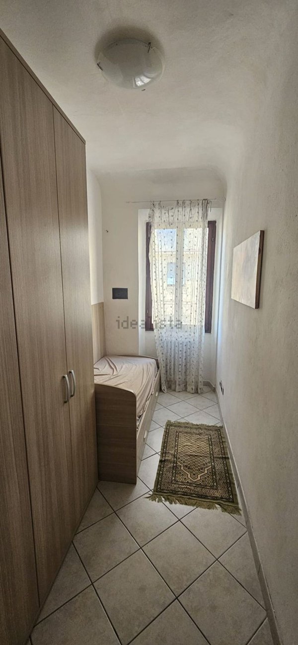 negozio in affitto a Firenze in zona Campo di Marte