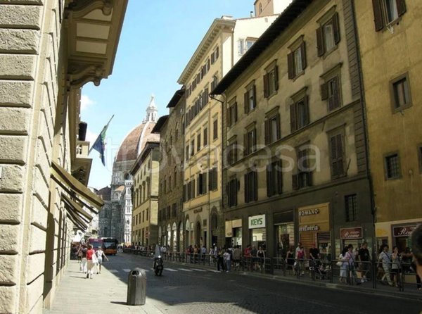 negozio in affitto a Firenze