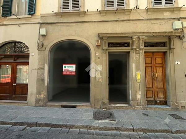 negozio in affitto a Firenze in zona Centro Duomo