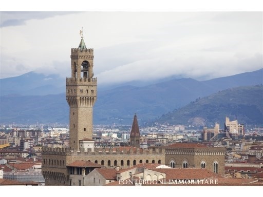 quadrivano in affitto a Firenze in zona Centro Storico