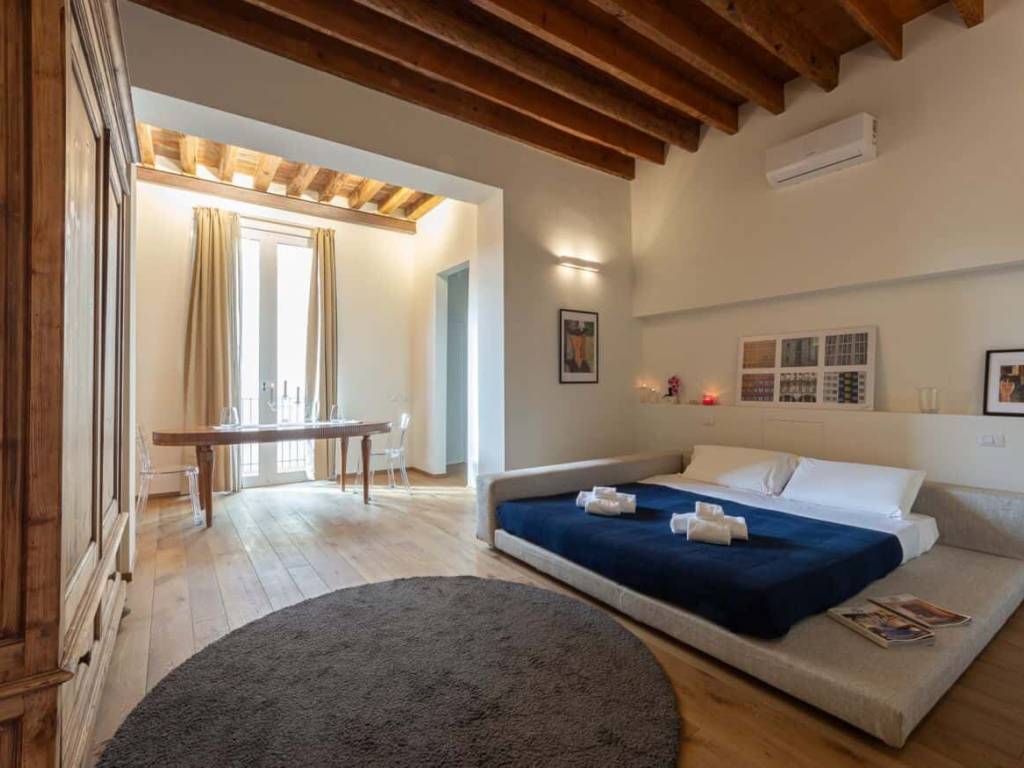 appartamento in affitto a Firenze in zona Ognissanti
