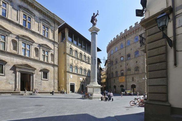 appartamento in affitto a Firenze in zona Centro Santa Maria Novella