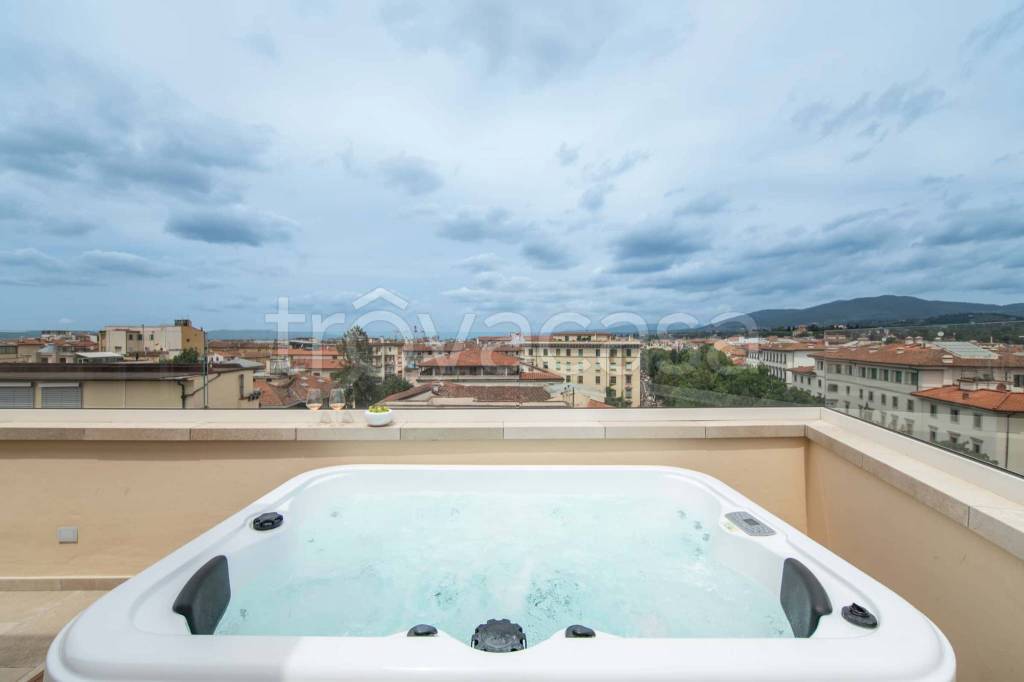 appartamento in affitto a Firenze in zona Le Cure