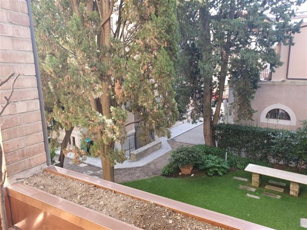 appartamento in affitto a Firenze in zona Centro Santa Maria Novella
