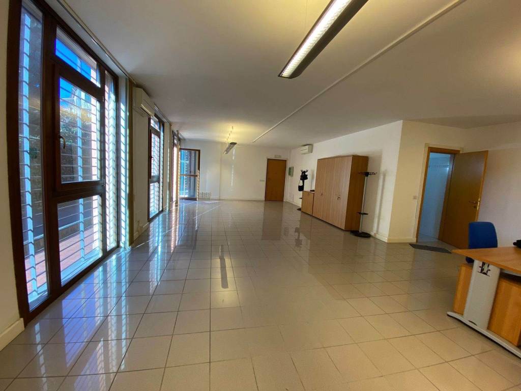 ufficio in affitto a Firenze in zona Firenze Nova