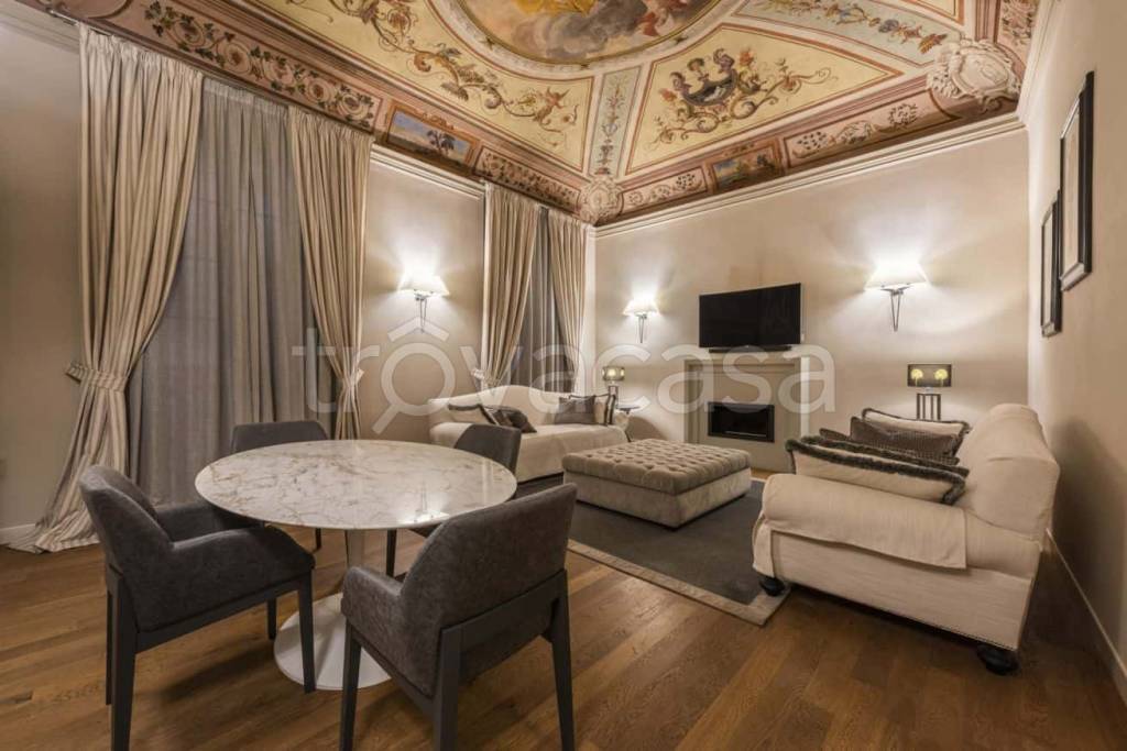 appartamento in affitto a Firenze in zona Centro Santa Maria Novella