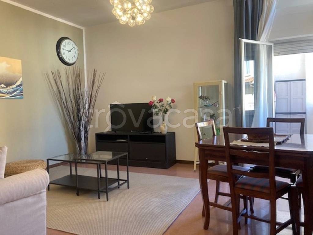 appartamento in affitto a Firenze in zona Ognissanti