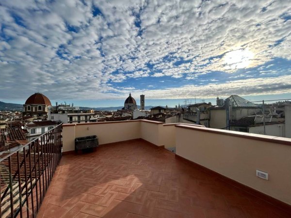 appartamento in affitto a Firenze in zona Centro Santa Maria Novella