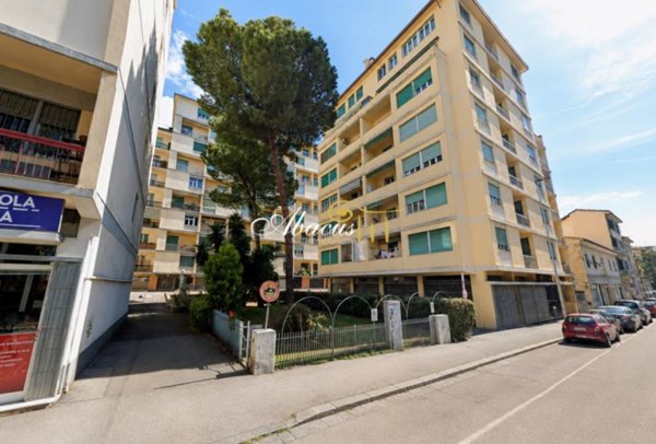 appartamento in affitto a Firenze in zona Statuto