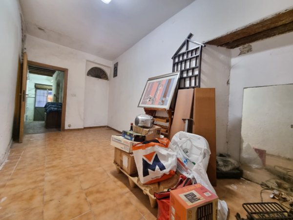 locale commerciale in affitto a Firenze in zona Gavinana