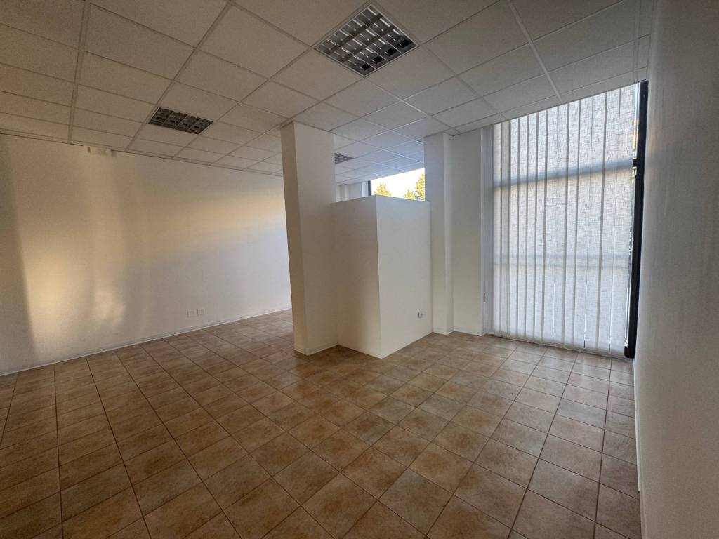 negozio in affitto a Firenze