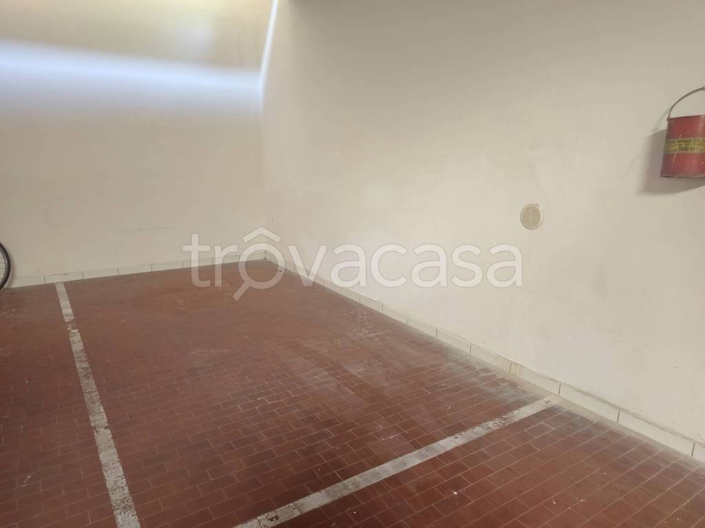 box auto in affitto a Firenze in zona Campo di Marte