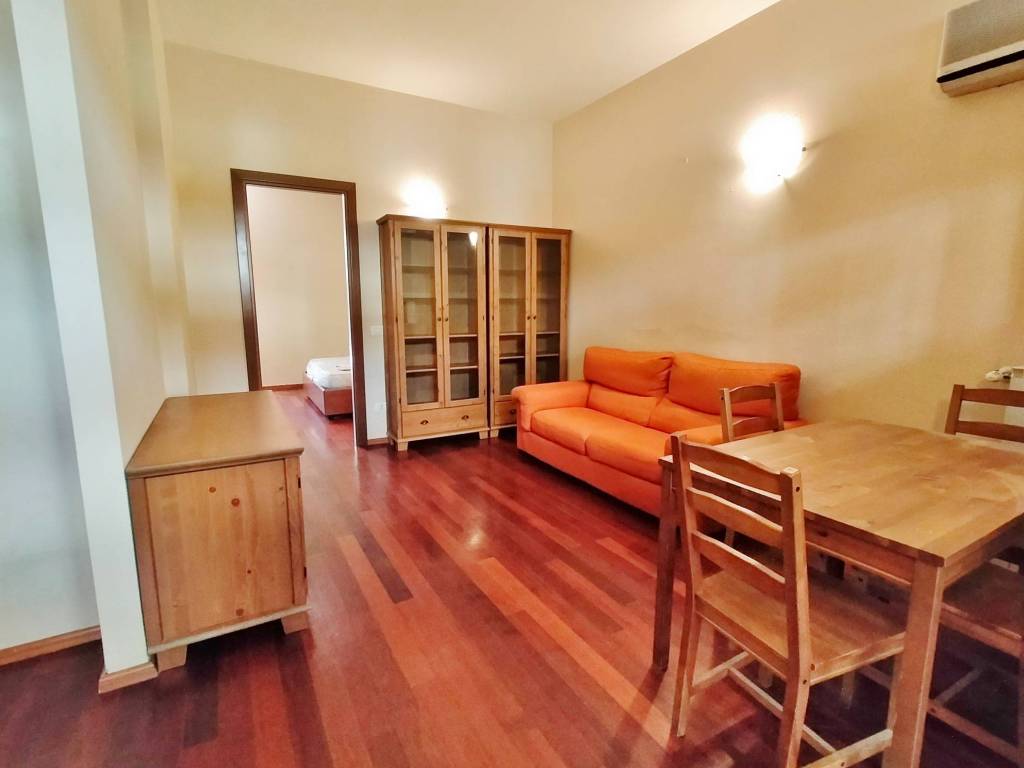 appartamento in affitto a Firenze in zona Isolotto