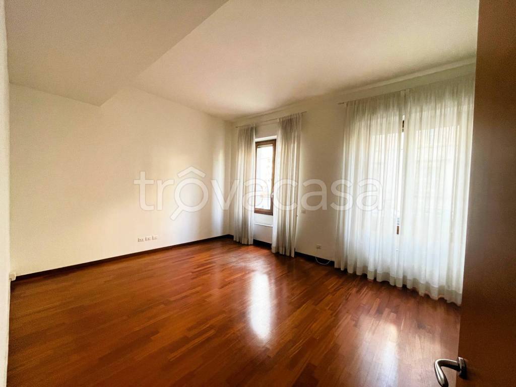 ufficio in affitto a Firenze in zona Statuto