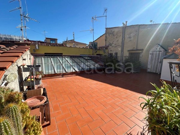 appartamento in affitto a Firenze in zona Ognissanti