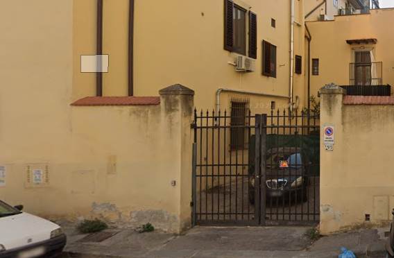 box auto in affitto a Firenze in zona Careggi
