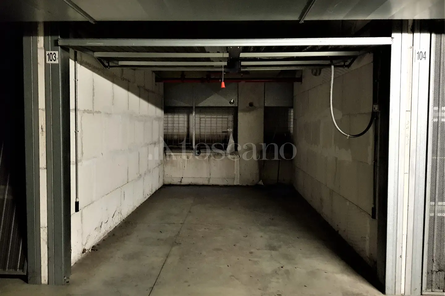 box auto in affitto a Firenze in zona Le Cure