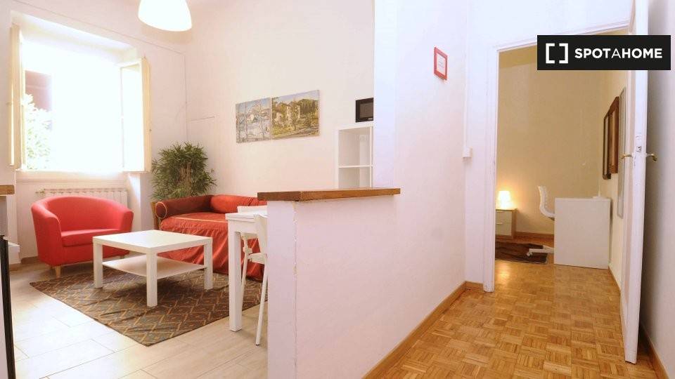 appartamento in affitto a Firenze in zona Ognissanti