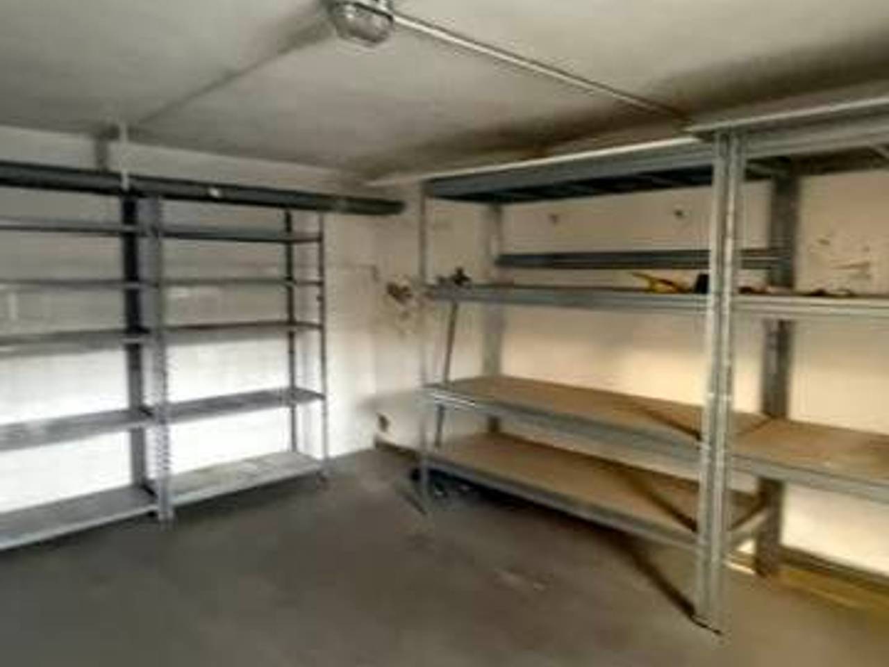 box auto in affitto a Firenze in zona Statuto