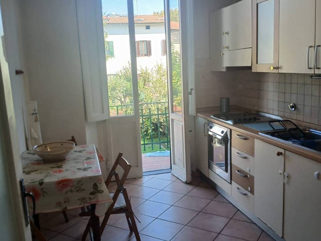 appartamento in affitto a Firenze in zona Isolotto