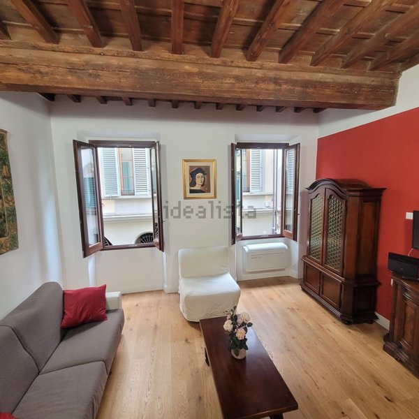 appartamento in affitto a Firenze in zona Centro Santa Maria Novella
