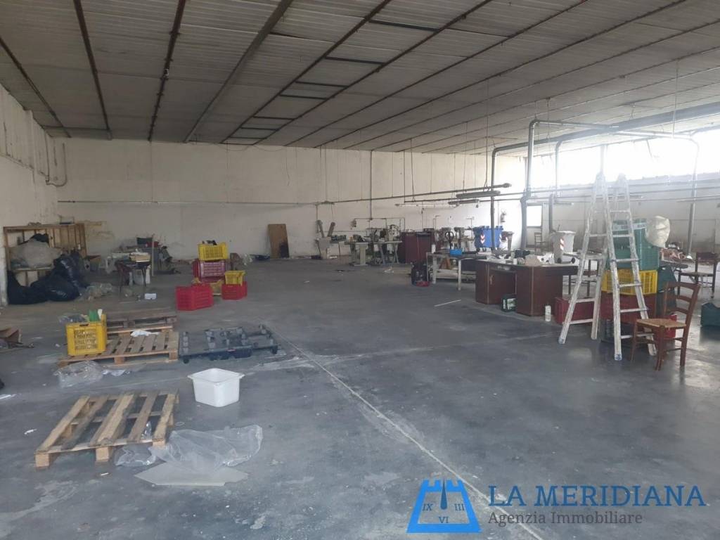 capannone in affitto a Fucecchio in zona Le Botteghe