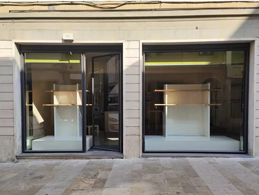 negozio in affitto a Fucecchio