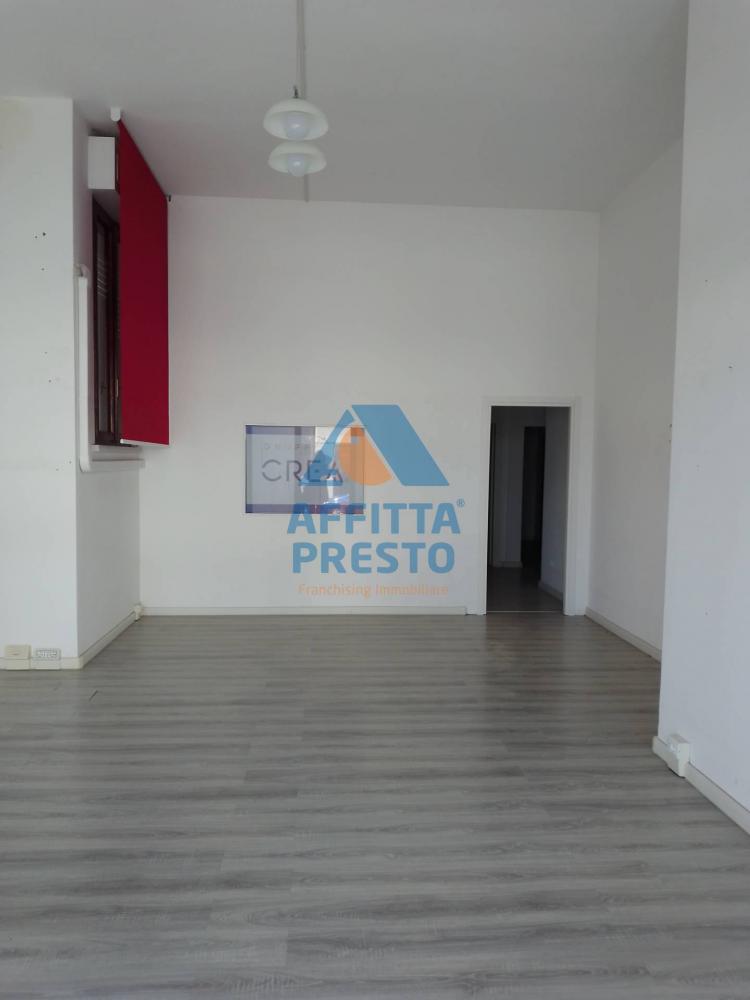 locale di sgombero in affitto a Fucecchio