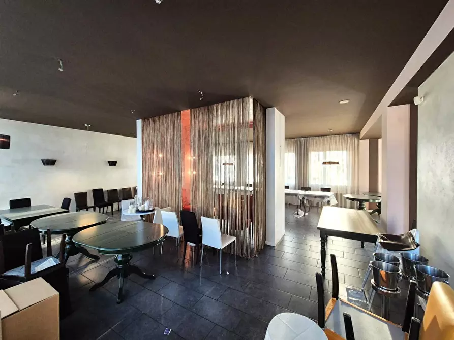 locale commerciale in affitto a Fucecchio