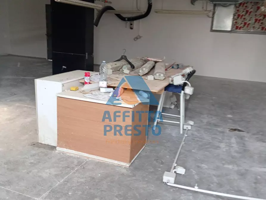 locale commerciale in affitto a Fucecchio