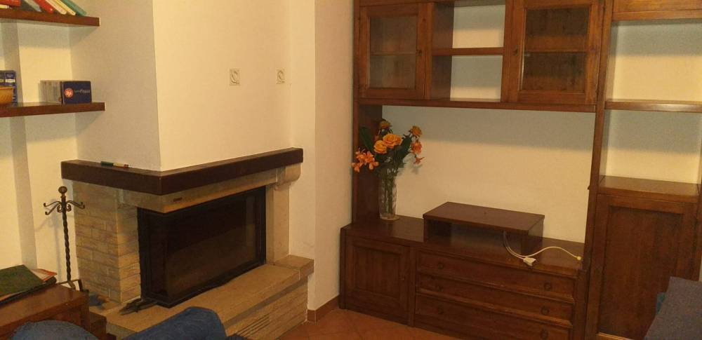 casa indipendente in affitto a Gambassi Terme