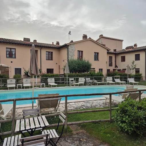 casa indipendente in affitto a Gambassi Terme