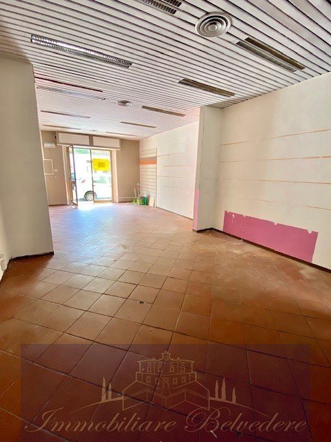 locale commerciale in affitto ad Impruneta in zona Tavarnuzze