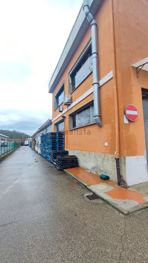 capannone in affitto ad Impruneta