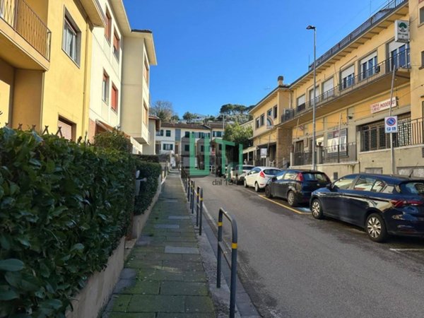 locale commerciale in affitto ad Impruneta in zona Tavarnuzze