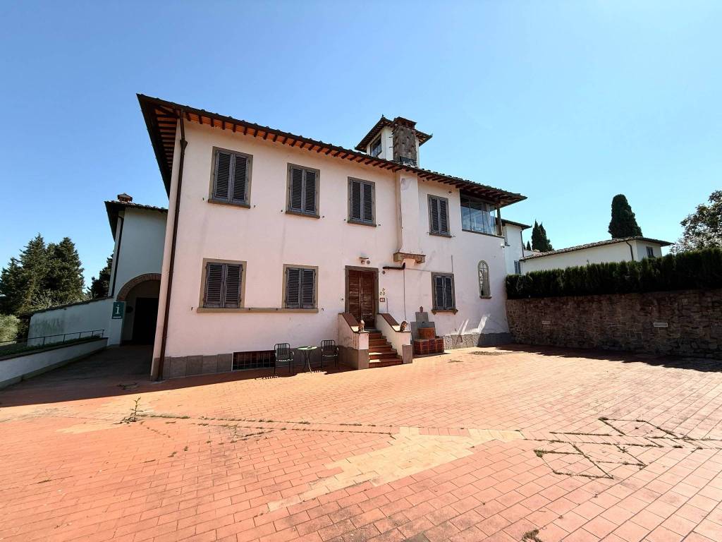 appartamento in affitto a Lastra a Signa in zona Malmantile