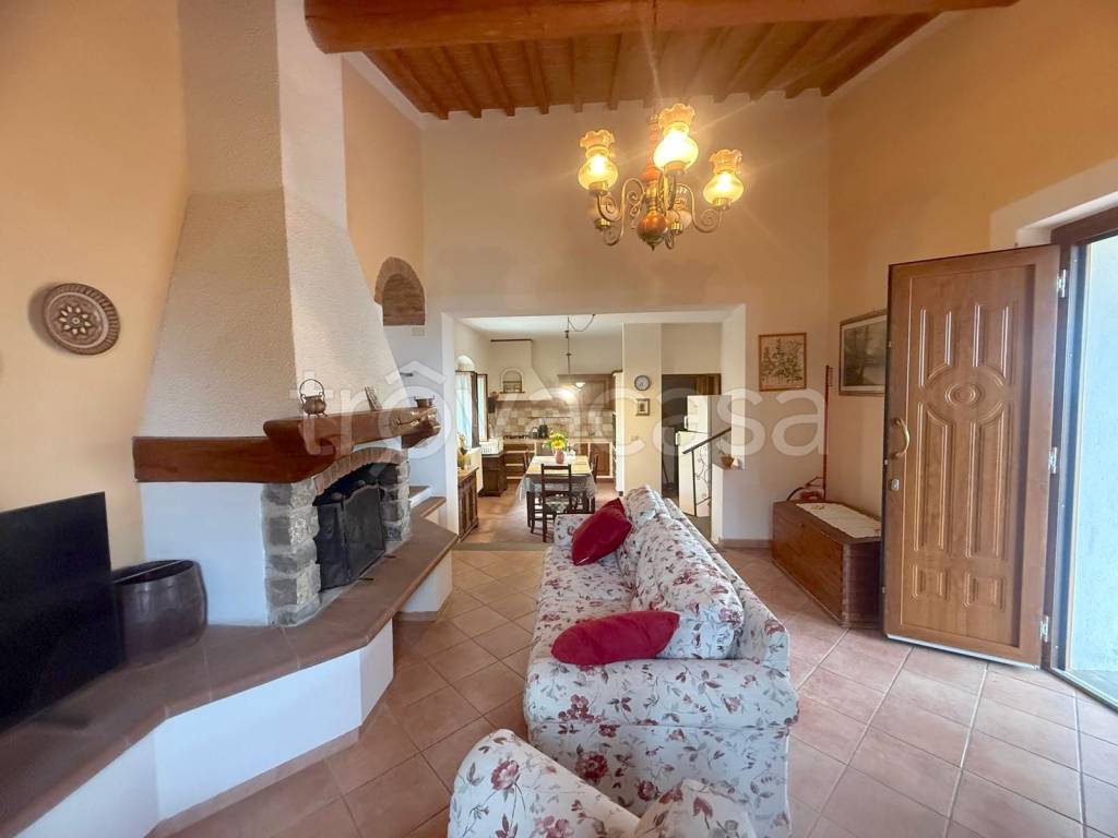 casa indipendente in affitto a Lastra a Signa in zona Malmantile