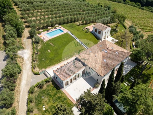 appartamento in affitto a Lastra a Signa in zona Ginestra Fiorentina